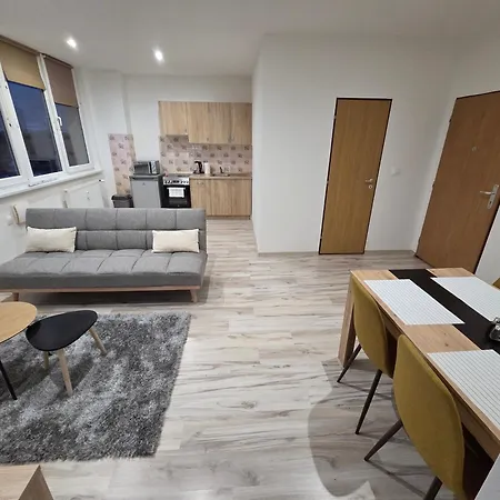 Kn Apartment Liptovský Mikuláš